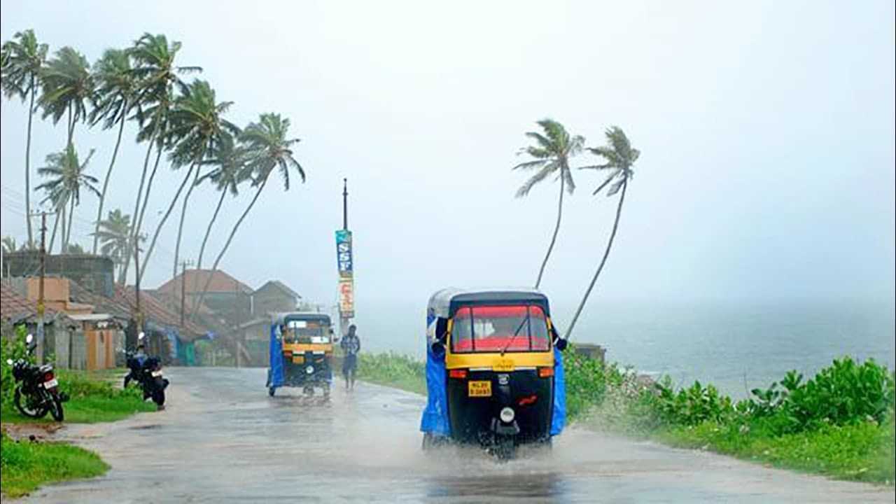 Rain Alert in Kerala: അതിതീവ്ര മഴ തുടരും; കാണാതായ രണ്ടുപേര്‍ക്കായി തെരച്ചില്‍ തുടരുന്നു