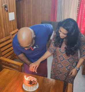 അഞ്ചക്കള്ളകോക്കനാണ് ഏറ്റവും ഒടുവിലായി ചെമ്പൻ അഭിനയിച്ച തിയറ്ററിൽ എത്തിയ ചിത്രം. മോഹൻലാലിൻ്റെ റമ്പാൻ എന്ന സിനിമയുടെ രചന നിർവഹിക്കുന്നത് ചമ്പനാണ്