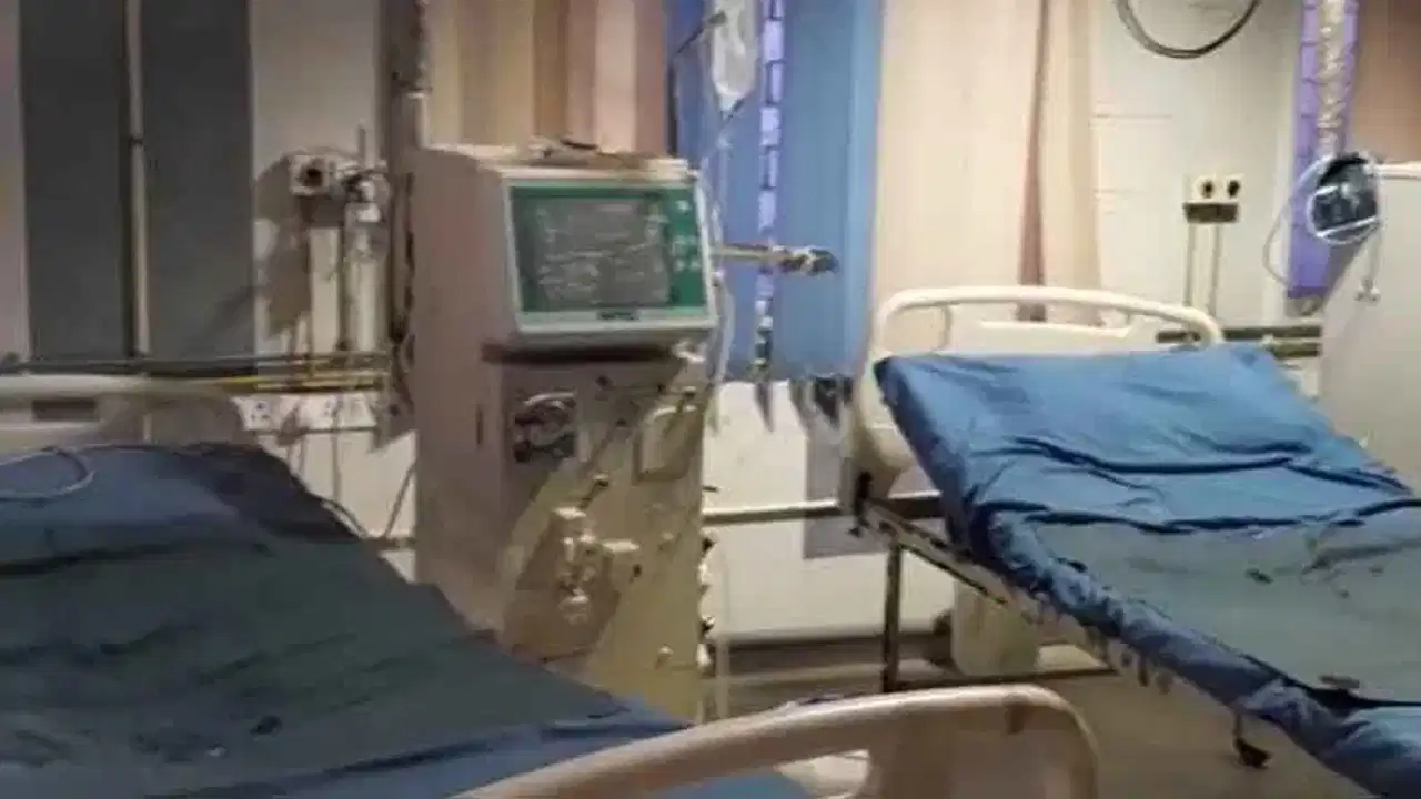 സര്ക്കാര് ആശുപത്രികളിൽ സ്റ്റെന്റ് വിതരണം നിലച്ചിട്ട് മൂന്നാഴ്ച പിന്നിടുന്നു സര്ക്കാര് ആശുപത്രികളിൽ സ്റ്റെന്റ് വിതരണം നിലച്ചിട്ട് മൂന്നാഴ്ച പിന്നിടുന്നു