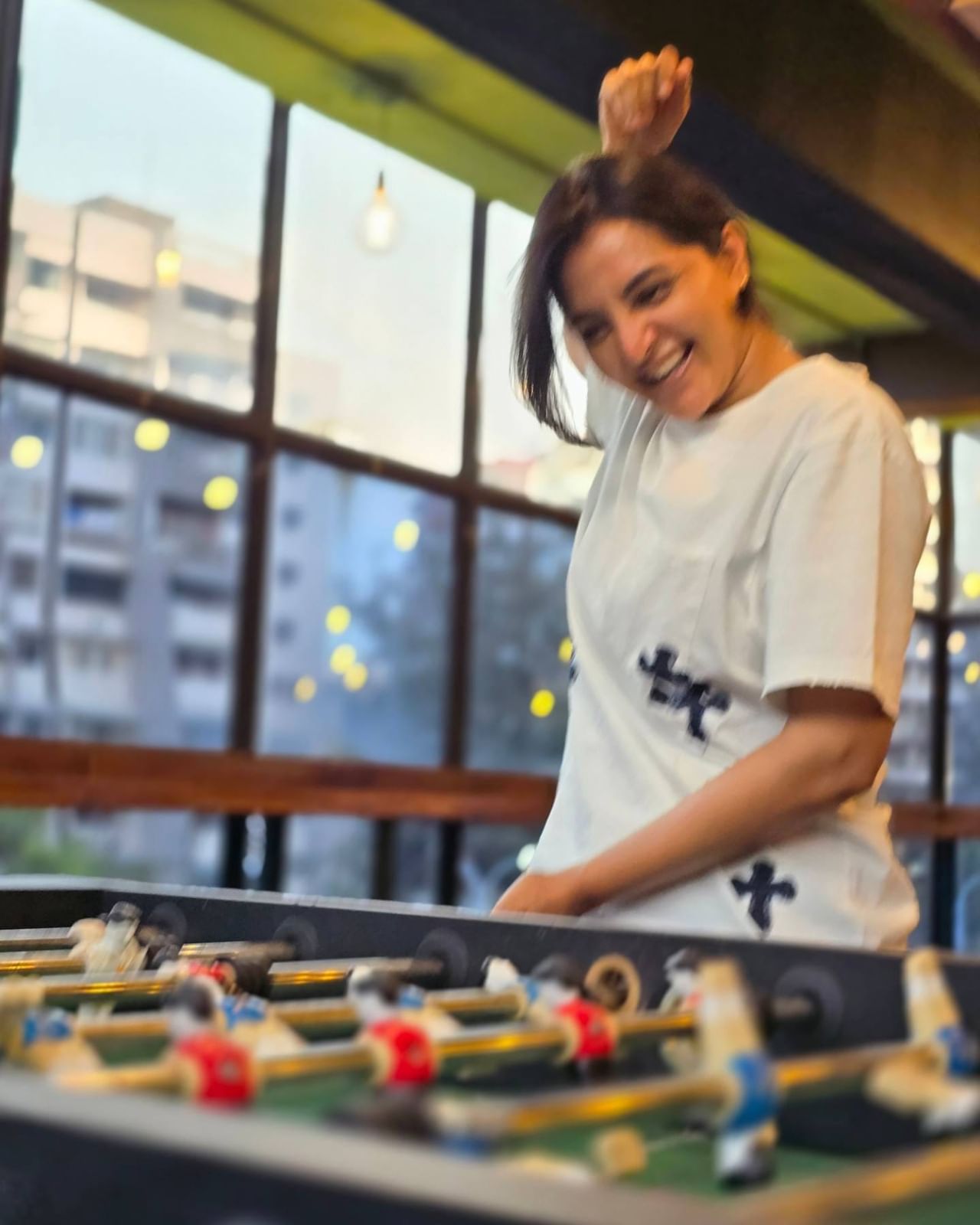 ഇപ്പോൾ സിനിമയ്ക്ക് പുറമെ ബൈക്ക് റൈഡിങ് തുടങ്ങിയ ഇഷ്ട വിനോദങ്ങളിലും മഞ്ജു വാര്യർ ഏർപ്പെടാറുണ്ട്