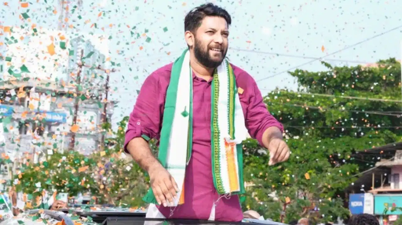 കള്ളവോട്ട് തടയാൻ നടപടി ആവശ്യപ്പെട്ട് യുഡിഎഫ് സ്ഥാനാർത്ഥി ഷാഫി പറമ്പിൽ ഹൈക്കോടതിയിൽ കള്ളവോട്ട് തടയാൻ നടപടി ആവശ്യപ്പെട്ട് യുഡിഎഫ് സ്ഥാനാർത്ഥി ഷാഫി പറമ്പിൽ ഹൈക്കോടതിയിൽ