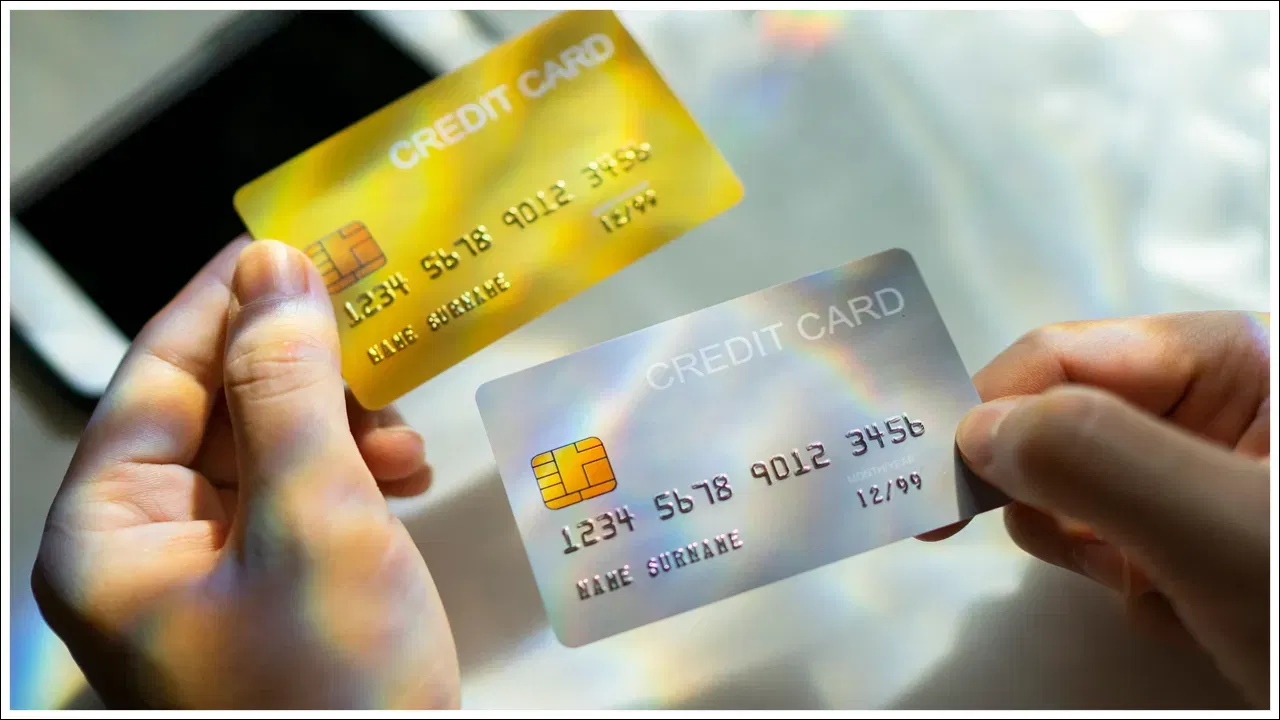 പാസ്‌വേഡ് മാറ്റുന്നത് ഉറപ്പാക്കുക: ആപ്പുകൾ വഴി ഷോപ്പിംഗ് നടത്തുമ്പോൾ അവയുടെ പാസ്‌വേഡുകൾ എപ്പോഴും മാറ്റാൻ ശ്രമിക്കുക. ഇങ്ങനെ ചെയ്യുന്നതാൽ നിങ്ങളുടെ ഡാറ്റ നഷ്ടപ്പെടാനുള്ള സാധ്യത കുറയുന്നതാണ്.