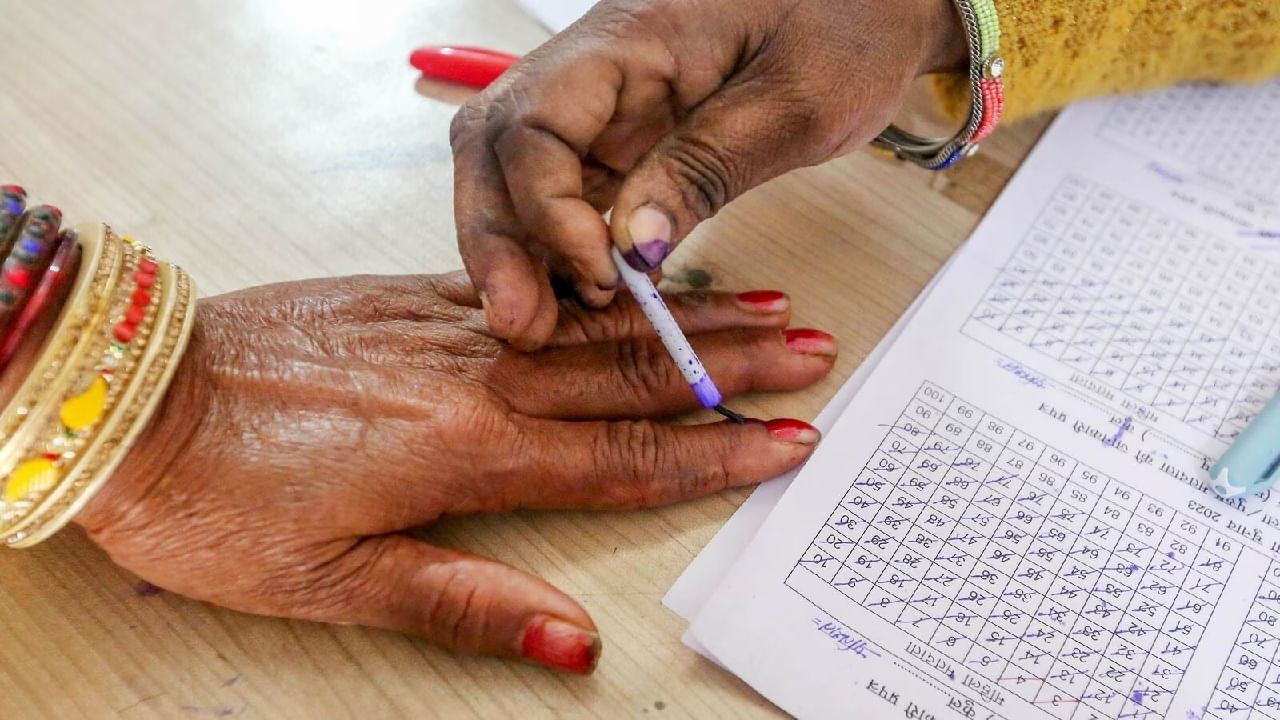 Maharashtra Jharkhand Election 2024: മഹാരാഷ്ട്രയും ജാർഖണ്ഡും പോളിംഗ് ബൂത്തിലേക്ക്