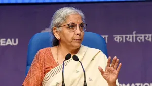 Nirmala Sitharaman: ‘പ്രതിസന്ധിയെ നേരിടാൻ സജ്ജരാകുക’: ബാങ്കുകളോട് മന്ത്രി നിർമല സീതാരാമൻ Nirmala Sitharaman: ‘പ്രതിസന്ധിയെ നേരിടാൻ സജ്ജരാകുക’: ബാങ്കുകളോട് മന്ത്രി നിർമല സീതാരാമൻ