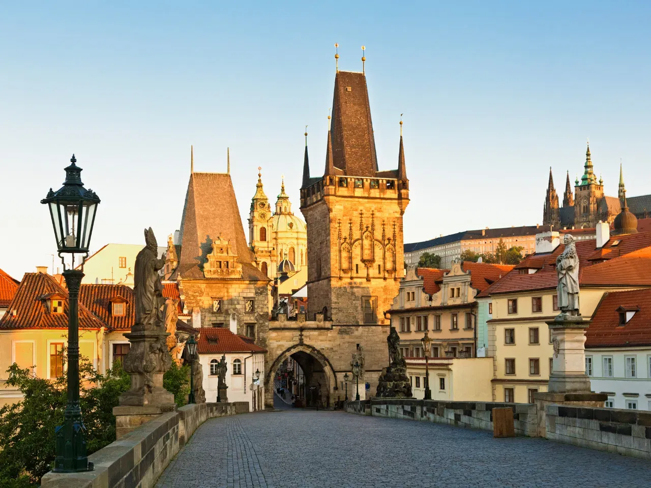 ലക്സംബർഗ്, പ്രാഗ്: ഈ മനോഹരമായ യൂറോപ്യൻ നഗരങ്ങളിൽ സമ്പന്നമായ ചരിത്രവും ആകർഷകത്വവും അനുഭവിക്കാൻ സാധിക്കും. (Pic credentials: Rudy Sulgan/ ImageBank/Getty Images)