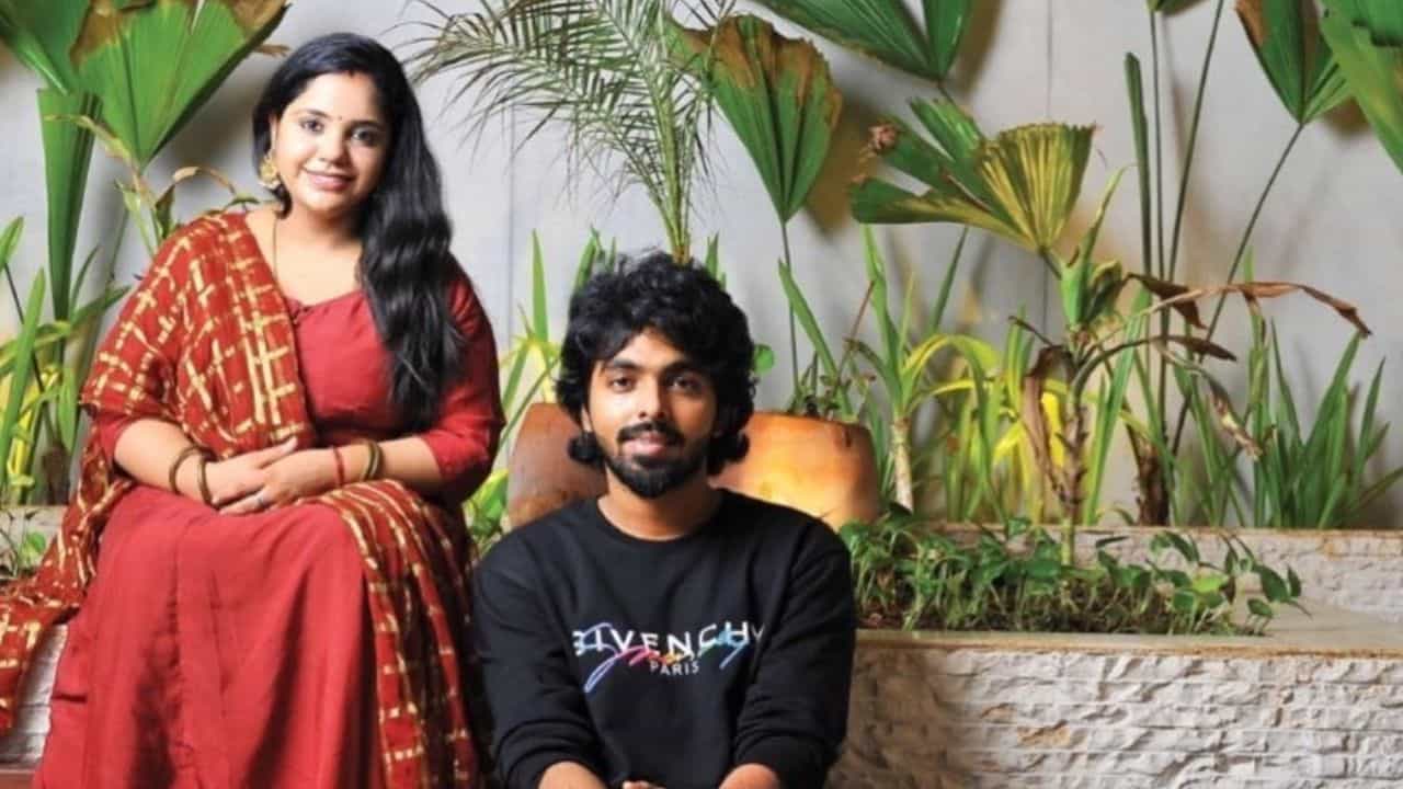 GV Prakash Divorce : ഇതാണ് മികച്ച തീരുമാനം; 11 വർഷത്തെ ദാമ്പത്യ ജീവിതം അവസാനിപ്പിച്ച് ജിവി പ്രകാശും ഭാര്യ സൈന്ധവിയും GV Prakash Divorce : ഇതാണ് മികച്ച തീരുമാനം; 11 വർഷത്തെ ദാമ്പത്യ ജീവിതം അവസാനിപ്പിച്ച് ജിവി പ്രകാശും ഭാര്യ സൈന്ധവിയും