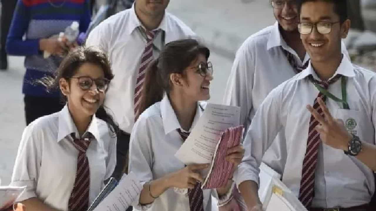 Kerala SSLC Result 2024 : എസ്എസ്എൽസി പുനർമൂല്യനിർണയം; അപേക്ഷ സമർപ്പിക്കേണ്ടത് എങ്ങനെ? ചെയ്യേണ്ടത് ഇത്രമാത്രം