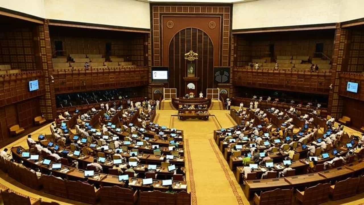 Rajya Sabha election: സംസ്ഥാനത്തെ മൂന്ന് രാജ്യസഭാ സീറ്റുകളിലേക്ക് തിരഞ്ഞെടുപ്പ് പ്രഖ്യാപിച്ചു; വോട്ടെടുപ്പ് ജൂൺ 25ന്