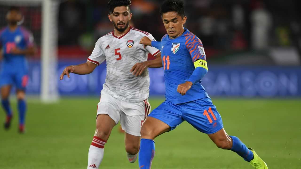 Sunil Chhetri : ഞങ്ങളുടെ കളി കാണാൻ ഒരിക്കൽ എങ്കിലും നിങ്ങൾ ഗ്യാലറിയിൽ എത്തണം; അന്ന് കൈകൂപ്പികൊണ്ട് സുനിൽ ഛേത്രി പറഞ്ഞു, പിന്നീട് കണ്ടത്...