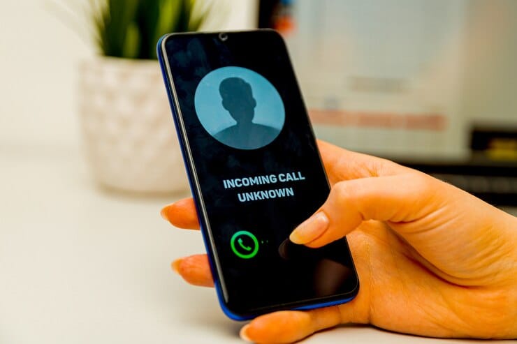 പുതിയ അപ്ഡേറ്റിലൂടെ ഉപഭോക്താക്കളുടെ കോൾ അനുഭവം മെച്ചപ്പെടുമെന്ന് ട്രൂകോളർ പറയുന്നു. ഈ ഫീച്ചർ പരിചയപ്പെടുത്തുന്ന ഒരു വീഡിയോ ട്രൂ കോളർ പുറത്തുവിട്ടിട്ടുണ്ട്.