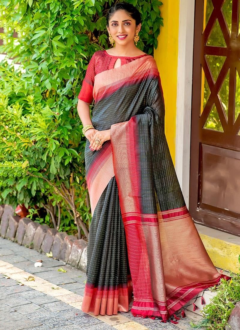 black-silk-zari-weaving-saree-sasvw66-u