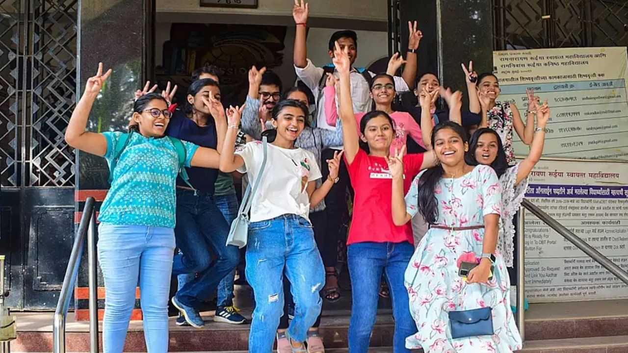 Kerala SSLC Result 2024: മലപ്പുറത്ത് ഇത്തവണയും പ്ലസ് വണ്‍ സീറ്റ് ക്ഷാമം; ഇരുപതിനായിരത്തിലധികം വിദ്യാര്‍ഥികള്‍ പുറത്ത്‌