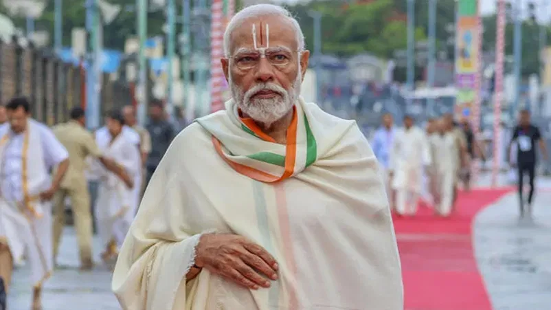 PM Modi Kanniyakumari Visit: നരേന്ദ്രമോദി വിവേകാനന്ദപ്പാറയിലെത്തി; ഇനി ധ്യാനനിമിഷങ്ങൾ PM Modi Kanniyakumari Visit: നരേന്ദ്രമോദി വിവേകാനന്ദപ്പാറയിലെത്തി; ഇനി ധ്യാനനിമിഷങ്ങൾ