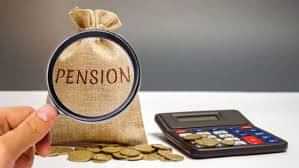 Pension distribution: ഒരു മാസത്തെ ക്ഷേമ പെൻഷൻ വിതരണം അടുത്തയാഴ്ച മുതൽ; 900 കോടി രൂപ അനുവദിച്ചു