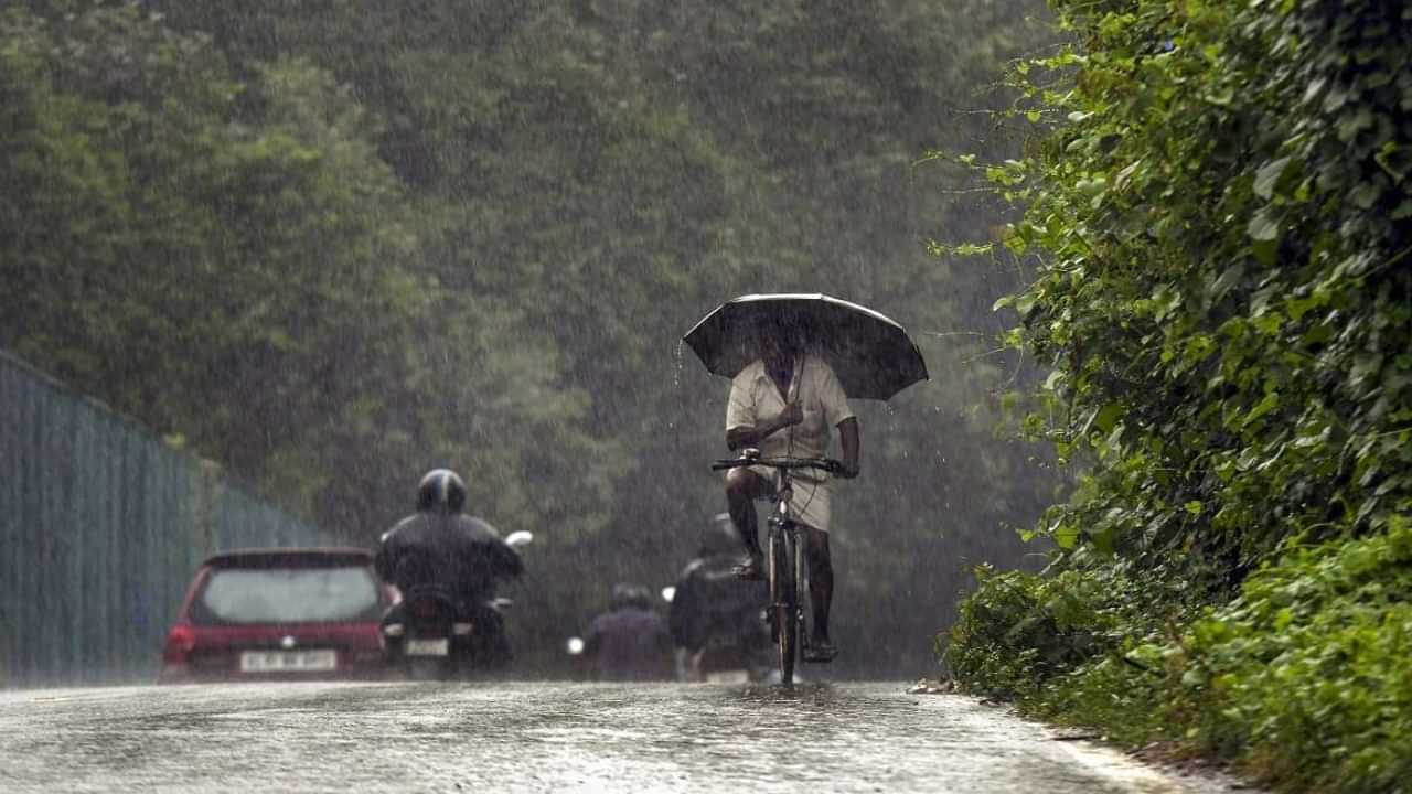 Heavy Rain Kerala : ഇന്ന് വടക്കൻ ജില്ലകളിൽ ശക്തമായ മഴയ്ക്ക് സാധ്യത; അഞ്ച് ജില്ലകളിൽ യെല്ലോ അലർട്ട്