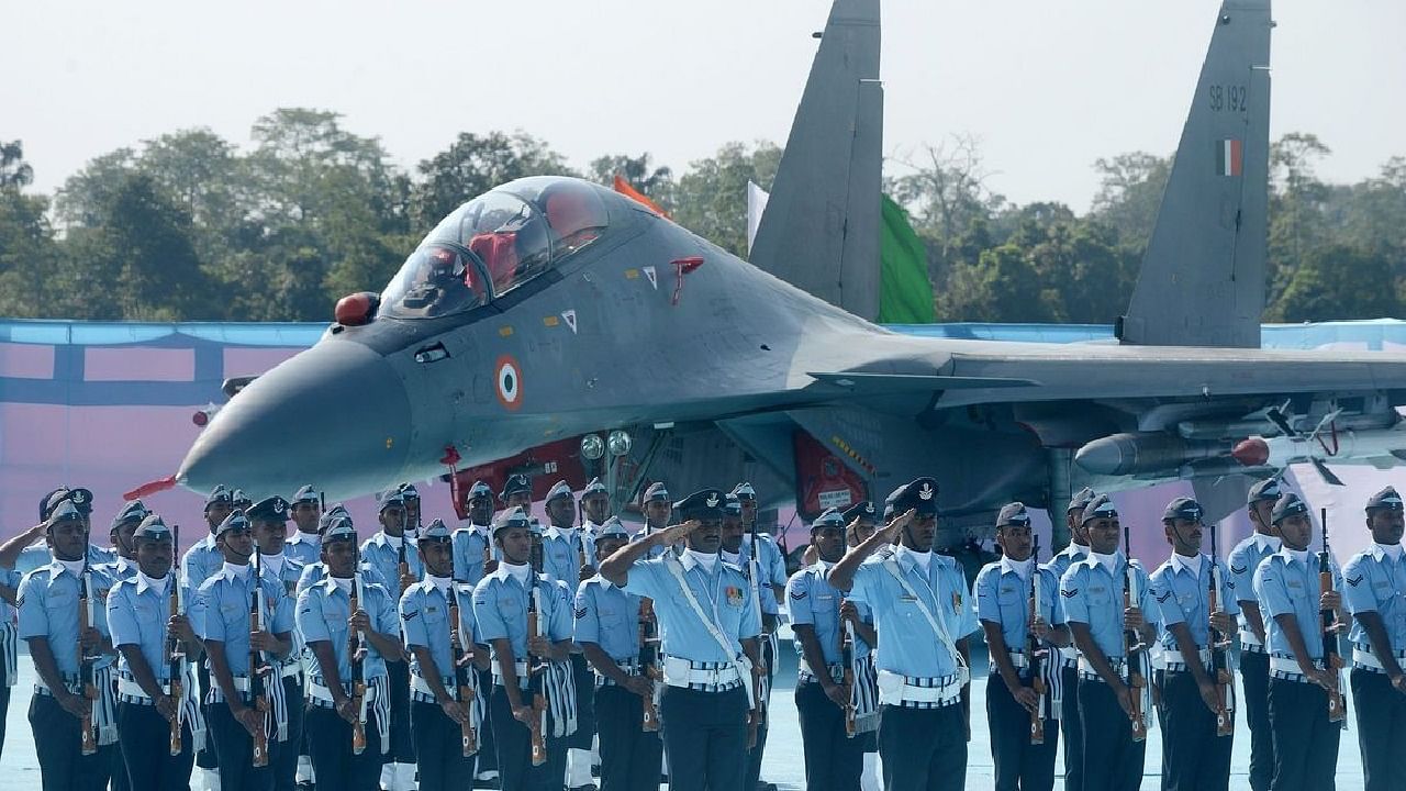 Indian Air Force Recruitment 2024: വനിതകള്‍ക്കും അവസരം; വ്യോമസേനയില്‍ അഗ്നിവീറാകാന്‍ അപേക്ഷിക്കാം