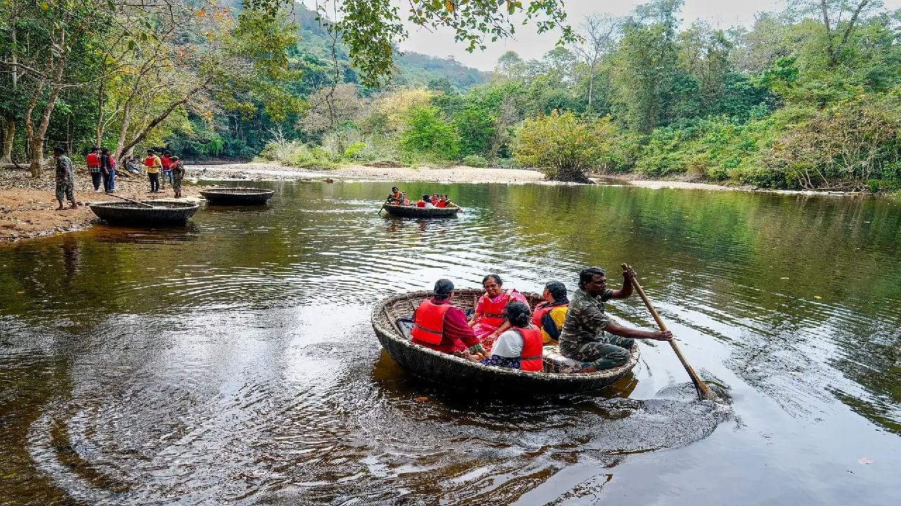 മഴക്കാലമായി