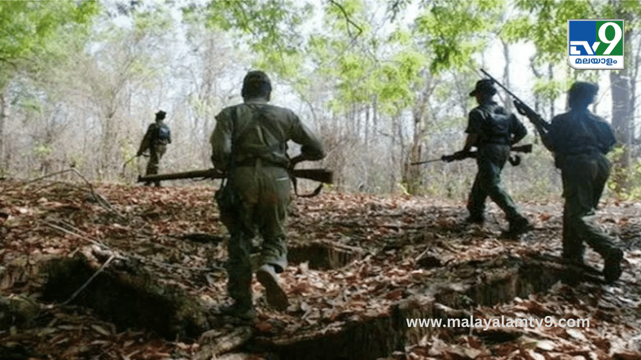 Chhattisgarh Maoist Attack: ഛത്തീസ്ഗഢിൽ ഏറ്റുമുട്ടൽ; ഏഴ് മാവോയിസ്റ്റുകളെ സുരക്ഷാ ഉദ്യോഗസ്ഥർ വധിച്ചു Chhattisgarh Maoist Attack: ഛത്തീസ്ഗഢിൽ ഏറ്റുമുട്ടൽ; ഏഴ് മാവോയിസ്റ്റുകളെ സുരക്ഷാ ഉദ്യോഗസ്ഥർ വധിച്ചു