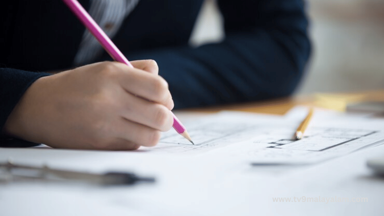 Anti-Paper Leak Law: ചോദ്യപേപ്പർ ചോർച്ച: പുതിയ നിയമം വിജ്ഞാപനം ചെയ്ത് കേന്ദ്ര സർക്കാർ