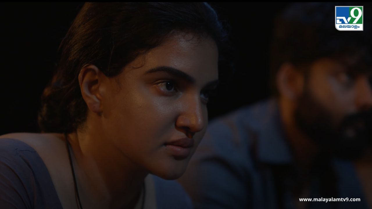 Rachel Movie: റേച്ചൽ കണ്ട ആ ചുവന്ന കണ്ണുകൾ ആരുടെ ?  പേടിപ്പിക്കുന്ന ടീസർ