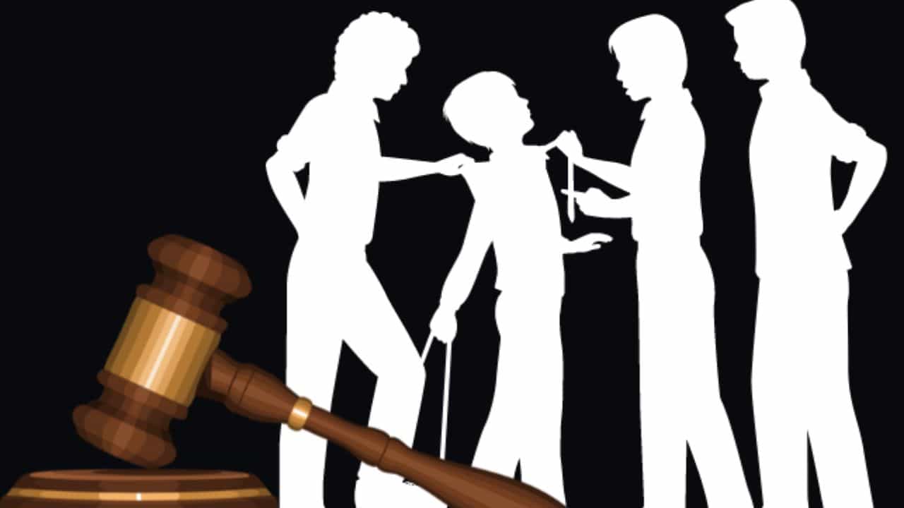 Kannur Ragging Case: സീനിയേഴ്സിനെ ബഹുമാനിച്ചില്ല; കണ്ണൂരിൽ പ്ലസ്‍വൺ വിദ്യാർത്ഥിയെ മർദിച്ചു, കൈ ചവിട്ടിയൊടിച്ചു