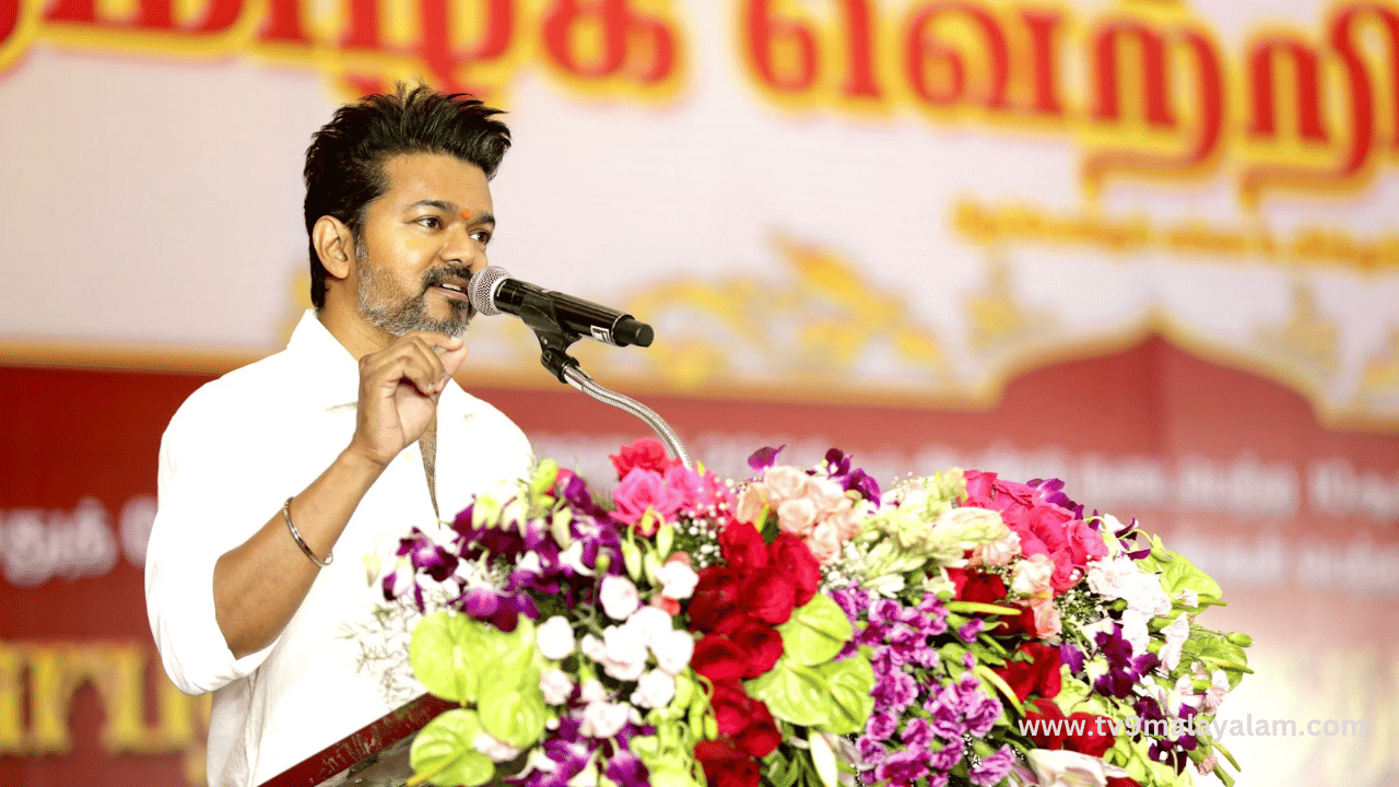 Thalapathy Vijay: വിദ്യാഭ്യാസമുള്ളവർ രാഷ്ട്രീയത്തിൽ വരണം, തമിഴ്നാടിന് നല്ല നേതാക്കളുടെ ആവശ്യമുണ്ട്; നടൻ വിജയ്