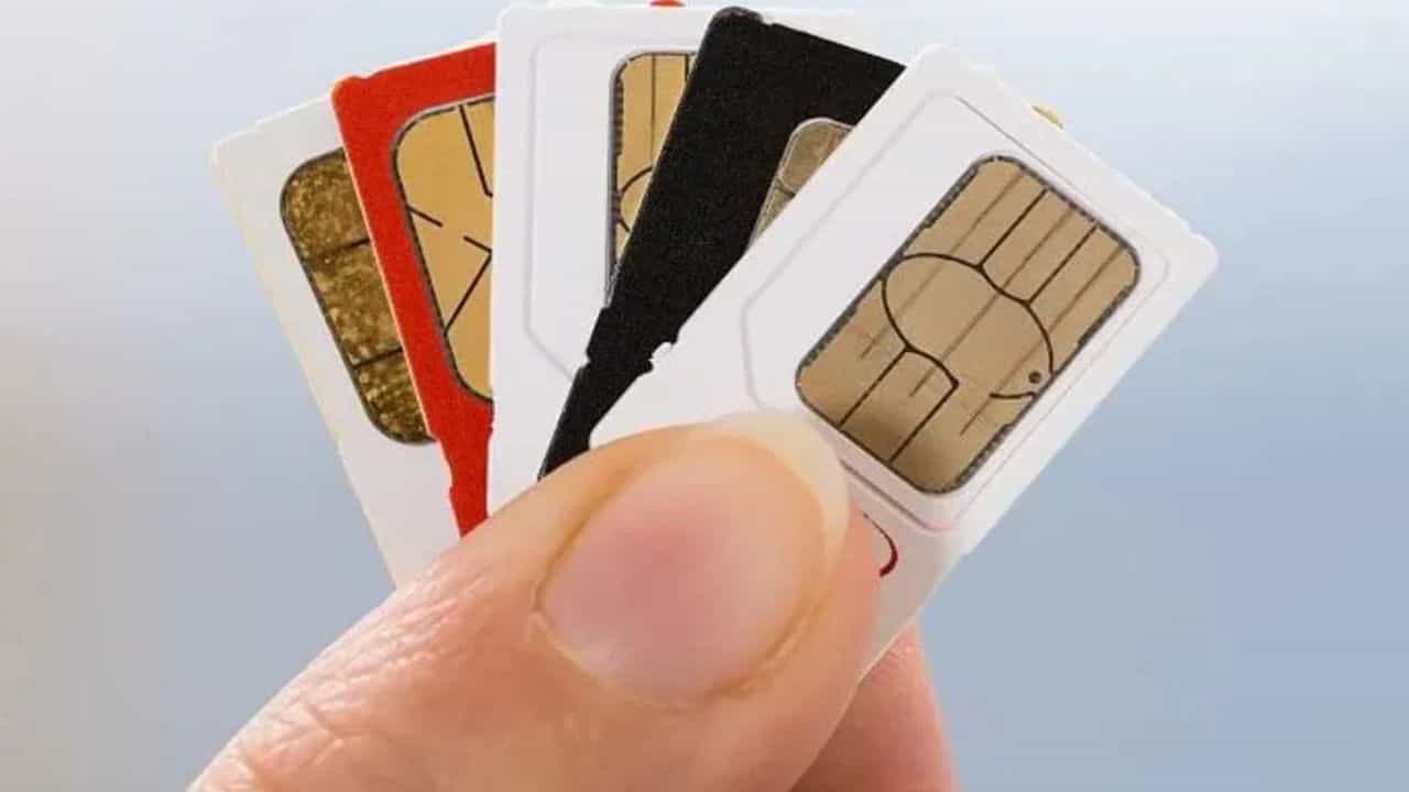 TRAI Latest Rules: ഇനി മൊബൈല് നമ്പറുകള്ക്കും പണം നല്കണം; വിശദീകരണവുമായി ട്രായ് TRAI Latest Rules: ഇനി മൊബൈല് നമ്പറുകള്ക്കും പണം നല്കണം; വിശദീകരണവുമായി ട്രായ്