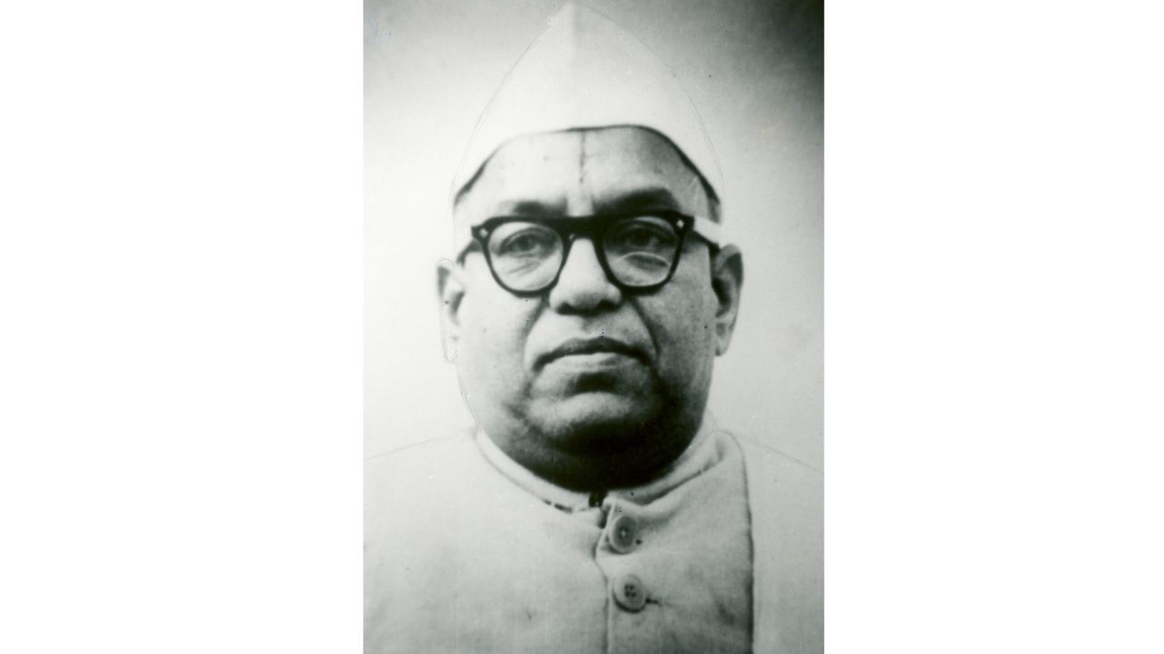 എംഎ അയ്യങ്കാർ: 1956-ൽ കോൺഗ്രസ് നേതാവ് ജി.വി.മാവലങ്കാറിൻ്റെ നിര്യാണത്തെത്തുടർന്ന് പാർലമെൻ്റിൻ്റെ അധോസഭയിലെ ആദ്യത്തെ ഡെപ്യൂട്ടി സ്പീക്കറായിരുന്ന അയ്യങ്കാർ സ്പീക്കറായി തിരഞ്ഞെടുക്കപ്പെട്ടു. പിന്നീട് 1957-ലെ പൊതുതെരഞ്ഞെടുപ്പിൽ വിജയിക്കുകയും രണ്ടാം ലോക്‌സഭയുടെ സ്പീക്കറായി തിരഞ്ഞെടുക്കപ്പെടുകയും ചെയ്തു.