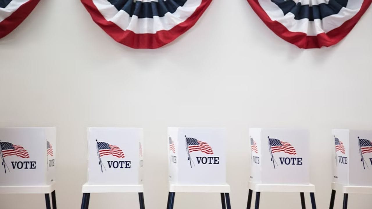 പ്രസിഡൻ്റ് സ്ഥാനത്തേക്ക് മത്സരിക്കുന്നതിന് സ്ഥാനാർത്ഥികൾ ഫെഡറൽ തിരഞ്ഞെടുപ്പ് കമ്മീഷനിൽ രജിസ്റ്റർ ചെയ്യണം. പിന്നീട് പ്രാഥമിക ചർച്ചകൾ നടക്കുന്നു. ജൂലൈ മുതൽ സെപ്റ്റംബർ ആദ്യം വരെ പാർട്ടികൾ തങ്ങളുടെ പ്രസിഡൻ്റ് സ്ഥാനാർത്ഥികളെ തിരഞ്ഞെടുക്കാൻ നോമിനേഷൻ കൺവെൻഷനുകൾ നടത്തുന്നു. 