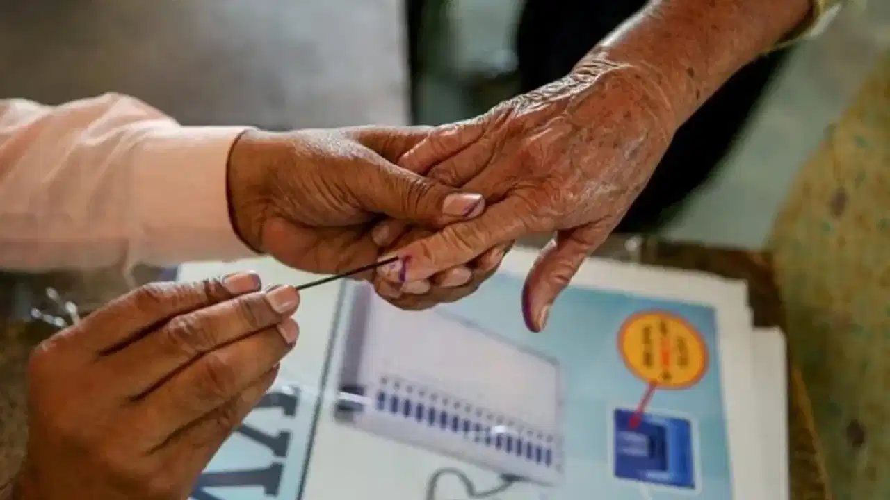 Exit Poll Result 2024: കർണാടകയിൽ ബിജെപിക്ക് മുന്നേറ്റം; ഇന്ത്യ ടുഡെ ആക്‌സിസ് മൈ ഇന്ത്യ സർവെ