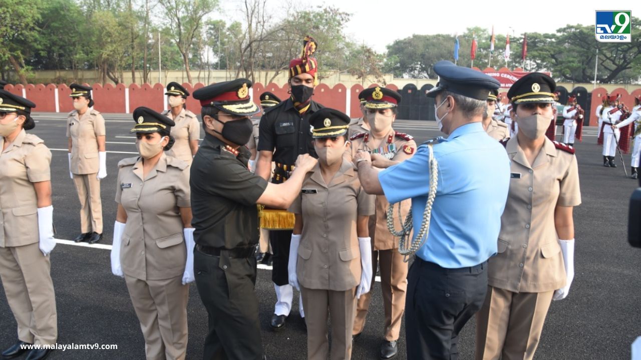 AFMS Recruitment 2024: 85000 രൂപ മുതൽ ശമ്പളം, എഴുത്ത് പരീക്ഷ ഇല്ലാതെ സൈന്യത്തിൽ ഓഫീസറാകാം AFMS Recruitment 2024: 85000 രൂപ മുതൽ ശമ്പളം, എഴുത്ത് പരീക്ഷ ഇല്ലാതെ സൈന്യത്തിൽ ഓഫീസറാകാം