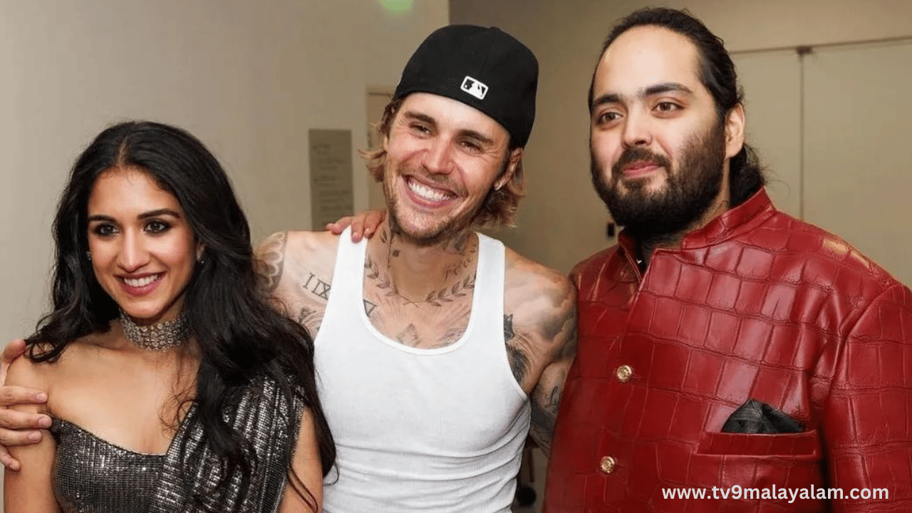 റിയാലിറ്റി ഷോ താരങ്ങളായ കിം കർദാഷിയാനും, ക്ലോ കർദാഷിയാനും ഒപ്പം പ്രശസ്ത കലാകാരൻ ജെഫ് കൂൺസ്, മോട്ടിവേഷണൽ കോച്ച് ജെയ് ഷെട്ടി എന്നിവരും വിവാഹത്തിൽ പങ്കെടുക്കുന്നുണ്ട്. ഇന്ത്യയിൽ നിന്ന്, പ്രധാനമന്ത്രി നരേന്ദ്ര മോദിയുൾപ്പെടെയുള്ള രാഷ്ട്രീയ പ്രമുഖർ പങ്കെടുക്കും. നിരവധി കേന്ദ്ര കാബിനറ്റ് മന്ത്രിമാർ, മുഖ്യമന്ത്രിമാർ, ഗൗതം അദാനി ഉൾപ്പടെയുള്ള വ്യവസായ പ്രമുഖർ എന്നിവരും വിവാഹ ചടങ്ങിൽ പങ്കെടുക്കും. കോൺഗ്രസ് നേതാവ് സോണിയ ഗാന്ധിയും പങ്കെടുത്തേക്കും. ബോളിവുഡ് താരനിരയുടെ സാനിധ്യവും വിവാഹത്തിനുണ്ടാകും. (Image credits: Instagram)