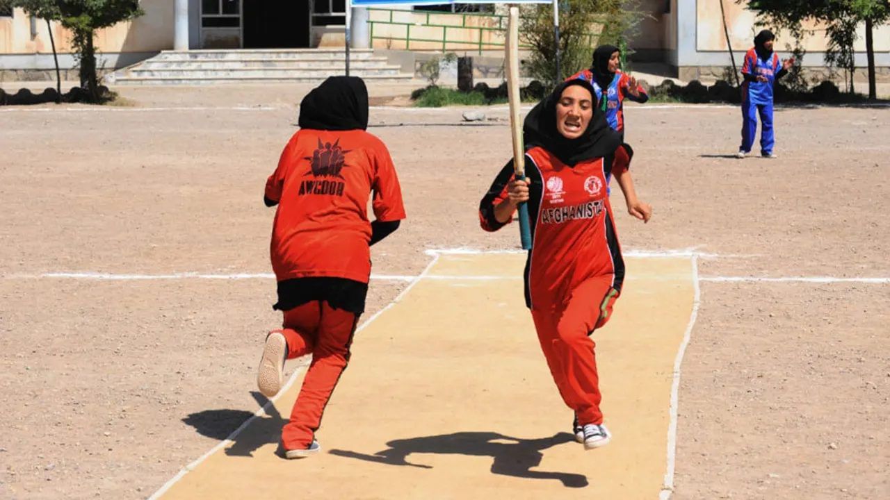 Afghanistan Women Cricket : ‘ഓസ്ട്രേലിയയിൽ അഭയാർത്ഥി ടീം രൂപീകരിക്കാൻ സഹായിക്കണം’; ഐസിസിയോട് അഭ്യർത്ഥിച്ച് അഫ്ഗാനിസ്ഥാൻ്റെ വനിതാ ക്രിക്കറ്റർമാർ Afghanistan Women Cricket : ‘ഓസ്ട്രേലിയയിൽ അഭയാർത്ഥി ടീം രൂപീകരിക്കാൻ സഹായിക്കണം’; ഐസിസിയോട് അഭ്യർത്ഥിച്ച് അഫ്ഗാനിസ്ഥാൻ്റെ വനിതാ ക്രിക്കറ്റർമാർ