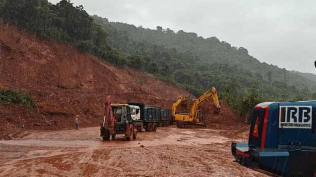 Arjun Rescue : അർജുനായുള്ള തിരച്ചിൽ 9ആം ദിവസത്തിലേക്ക്; ഇന്ന് പുഴയുടെ അടിത്തട്ടിൽ നിന്ന് ലഭിച്ച സിഗ്നൽ കേന്ദ്രീകരിച്ച് തിരച്ചിൽ നടത്തും Arjun Rescue : അർജുനായുള്ള തിരച്ചിൽ 9ആം ദിവസത്തിലേക്ക്; ഇന്ന് പുഴയുടെ അടിത്തട്ടിൽ നിന്ന് ലഭിച്ച സിഗ്നൽ കേന്ദ്രീകരിച്ച് തിരച്ചിൽ നടത്തും