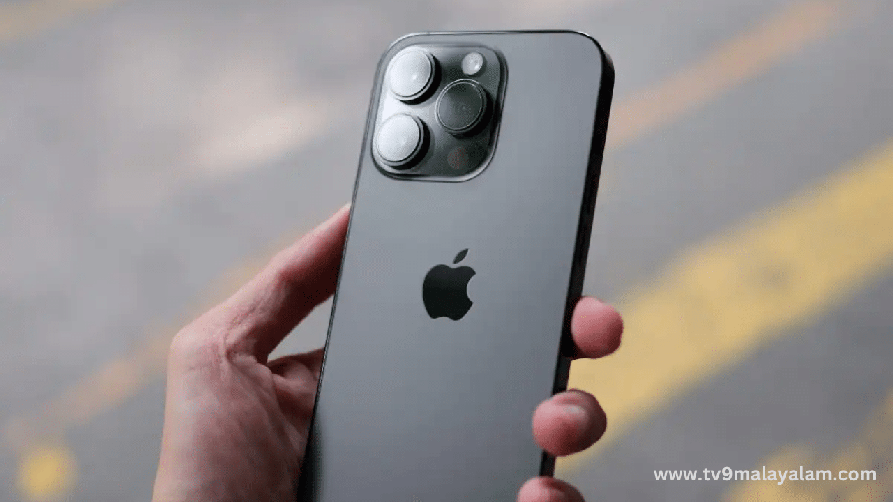 Iphone 15 Pro Price: ഓഫർ… ഓഫർ…; ഐഫോൺ 15 പ്രോയ്‌ക്ക് ഒറ്റയടിക്ക് വില കുറച്ചു