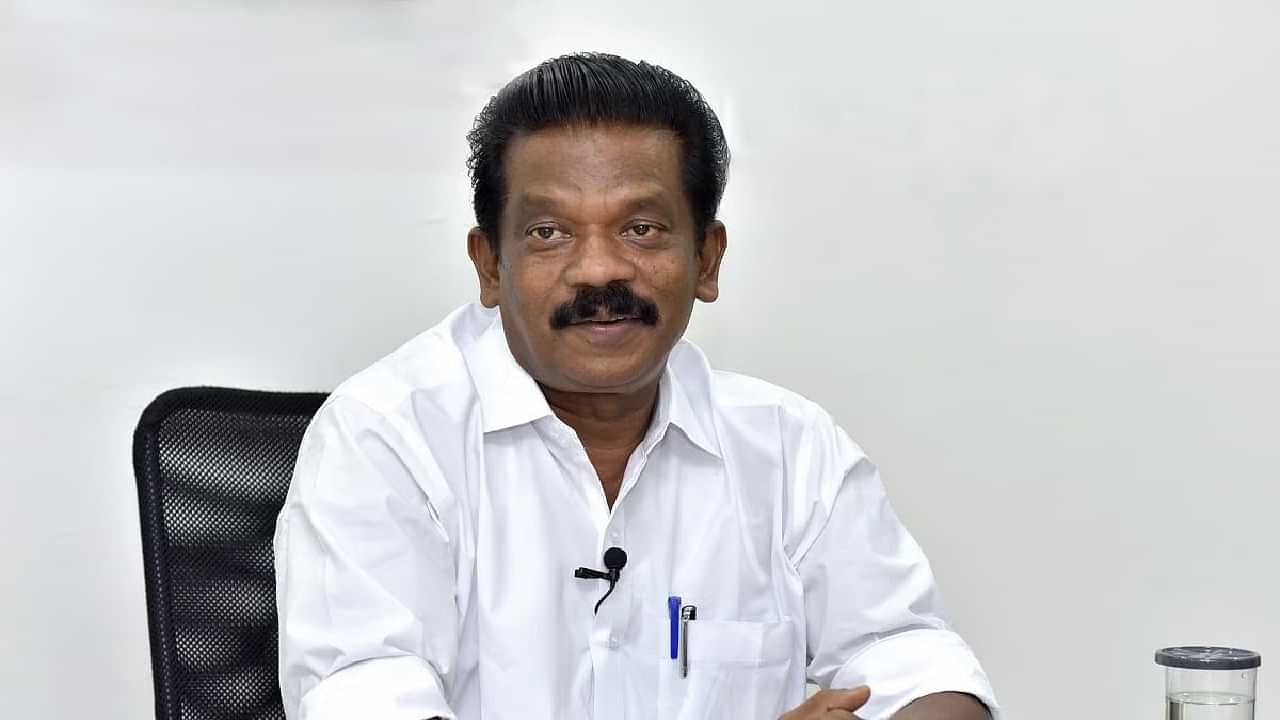 Budget 2024: താങ്ങി നിര്‍ത്തുന്നവര്‍ക്ക് വേണ്ടിയുള്ള ബജറ്റാണിത്, ദേശീയ ബജറ്റല്ല: കെ രാധാകൃഷ്ണന്‍