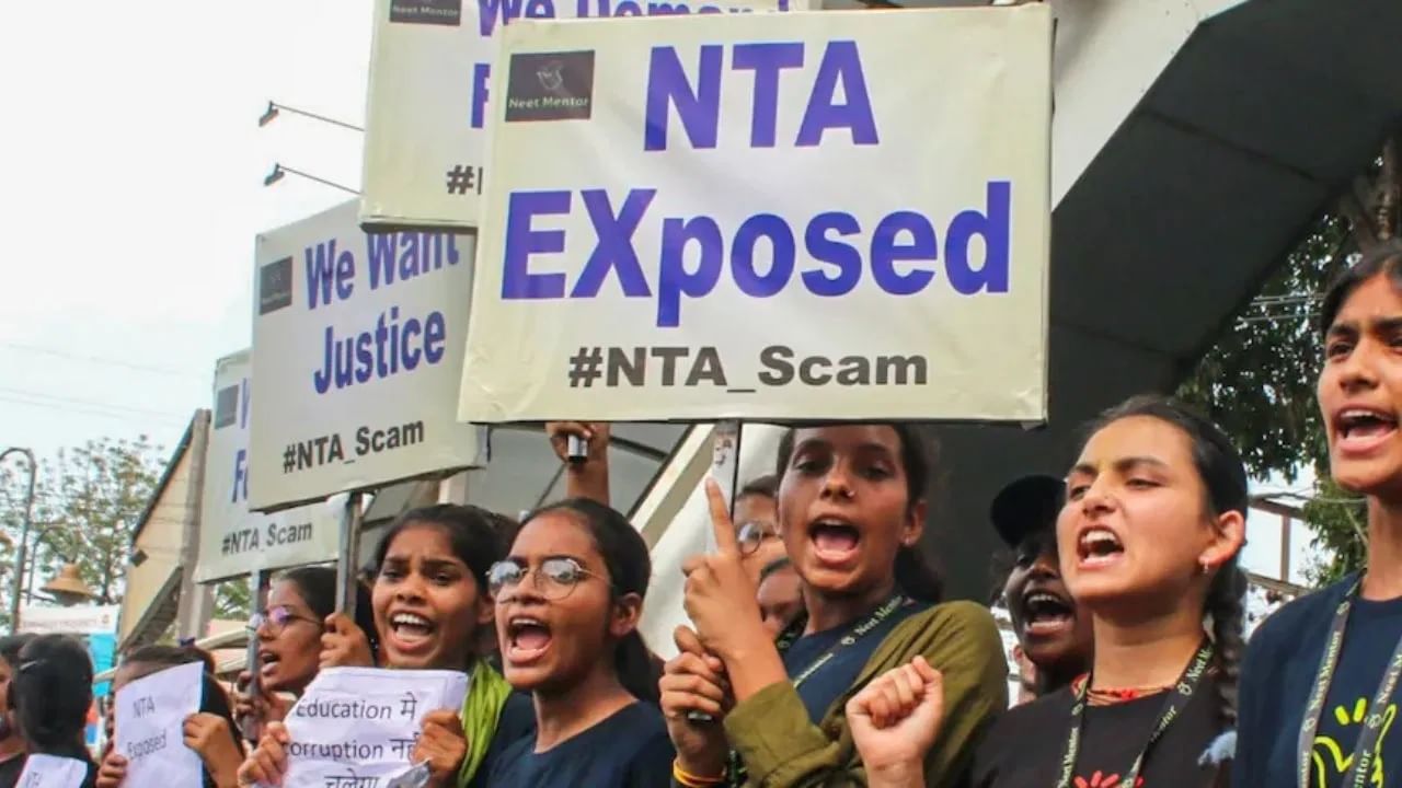 NEET UG Case: നീറ്റ് പരീക്ഷ ക്രമക്കേട്; നിര്‍ണായക അറസ്റ്റുമായി സിബിഐ, മുഖ്യ സൂത്രധാരന്‍ പിടിയില്‍