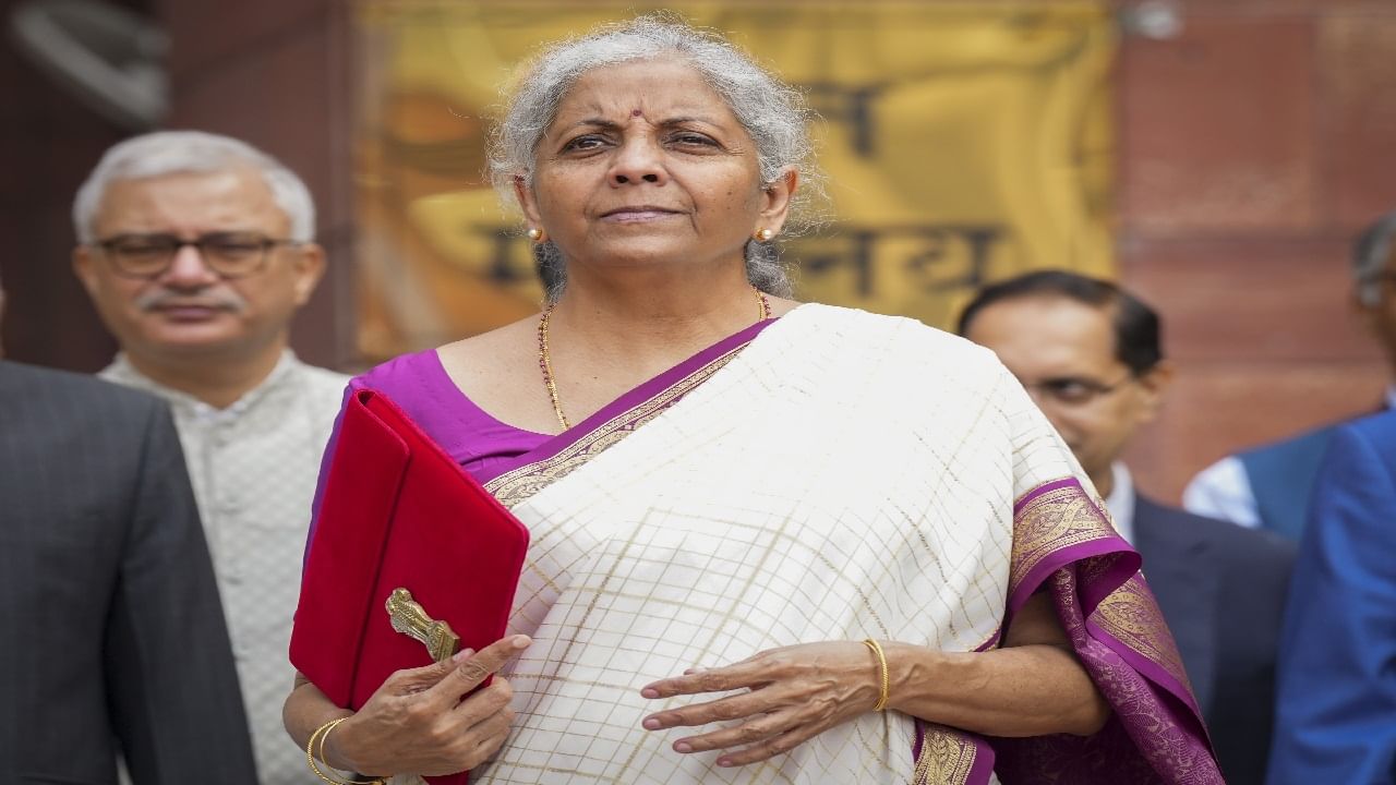 Budget 2024: വിദ്യാര്ഥികള്ക്ക് ആശ്വാസം, വിദ്യാഭ്യാസ ലോണ് പരിധി 10 ലക്ഷം വരെയാക്കി ഉയര്ത്തി Budget 2024: വിദ്യാര്ഥികള്ക്ക് ആശ്വാസം, വിദ്യാഭ്യാസ ലോണ് പരിധി 10 ലക്ഷം വരെയാക്കി ഉയര്ത്തി
