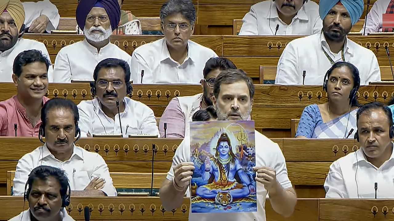 Rahul Gandhi: ഹിന്ദു സമൂഹത്തെ അപകീര്‍ത്തിപ്പെടുത്തി; രാഹുല്‍ ഗാന്ധിയുടെ പ്രസംഗത്തിനെതിരെ കേസെടുത്ത് പോലീസ്