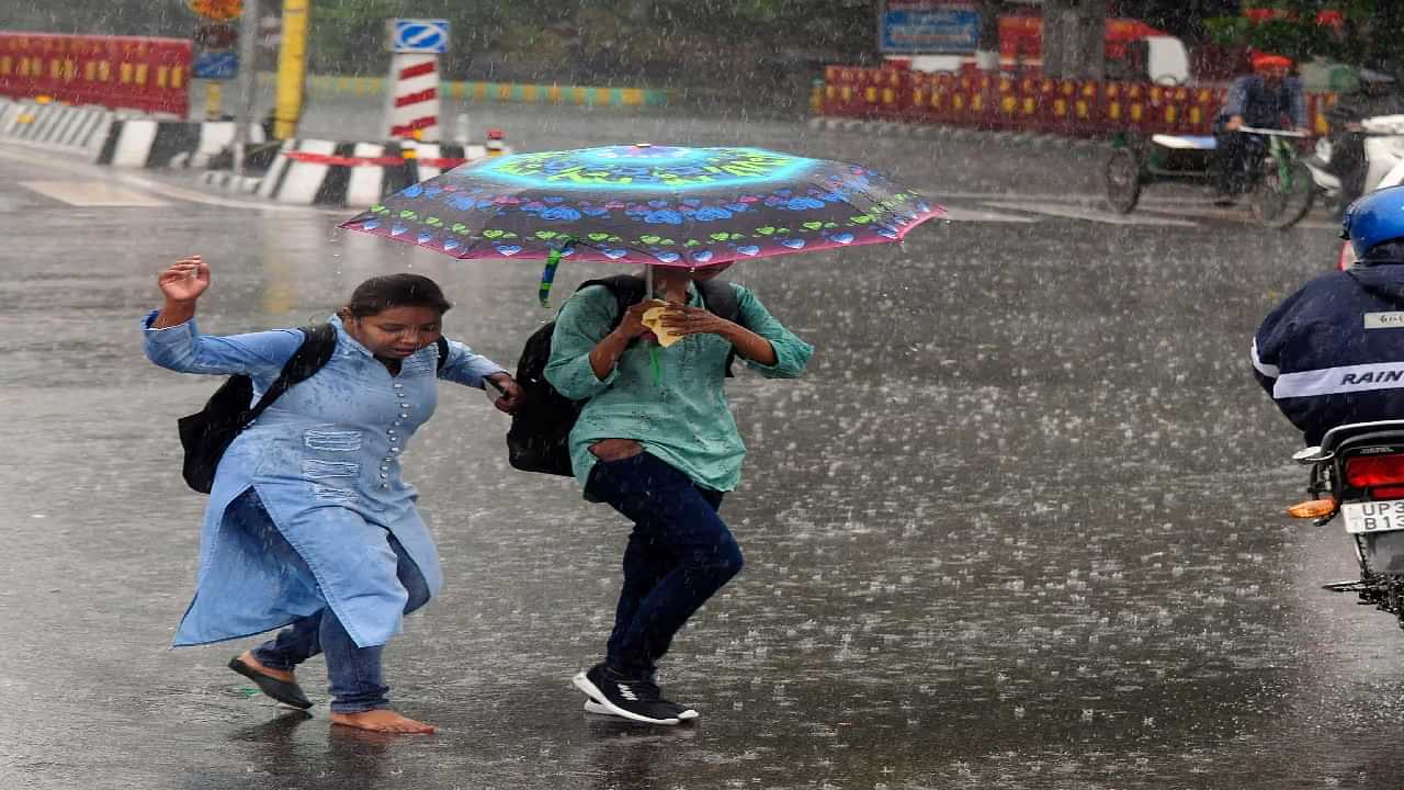 Kerala Rain Alert: അതിതീവ്ര മഴ തുടരുന്നു; 6 ജില്ലകളില്‍ വിദ്യാഭ്യാസ സ്ഥാപനങ്ങള്‍ക്ക് അവധി