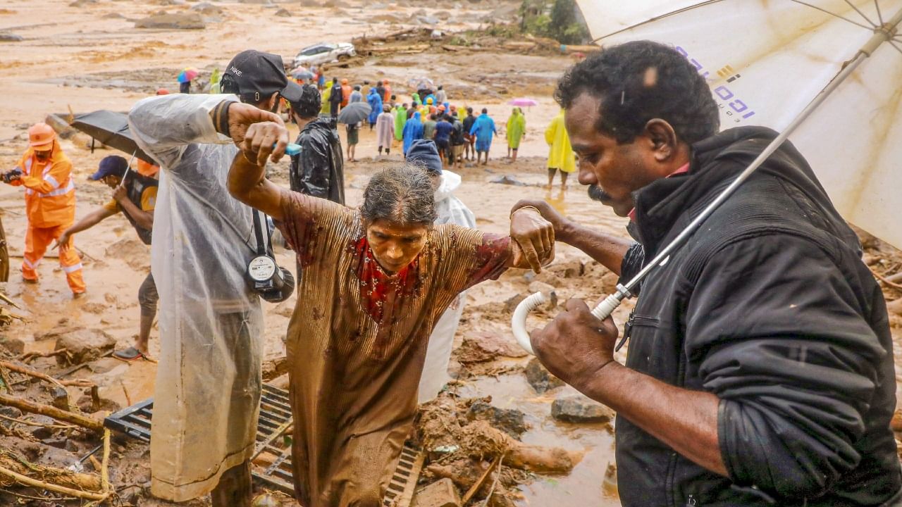 Madhav Gadgil on Wayanad Landslide: ഈ ദുരന്തം മനുഷ്യന് വരുത്തിവെച്ചത്, സമിതി റിപ്പോര്ട്ട് നടപ്പാക്കാന് കേരള സര്ക്കാര് തയാറാകുന്നില്ല: മാധവ് ഗാഡ്ഗില് Madhav Gadgil on Wayanad Landslide: ഈ ദുരന്തം മനുഷ്യന് വരുത്തിവെച്ചത്, സമിതി റിപ്പോര്ട്ട് നടപ്പാക്കാന് കേരള സര്ക്കാര് തയാറാകുന്നില്ല: മാധവ് ഗാഡ്ഗില്