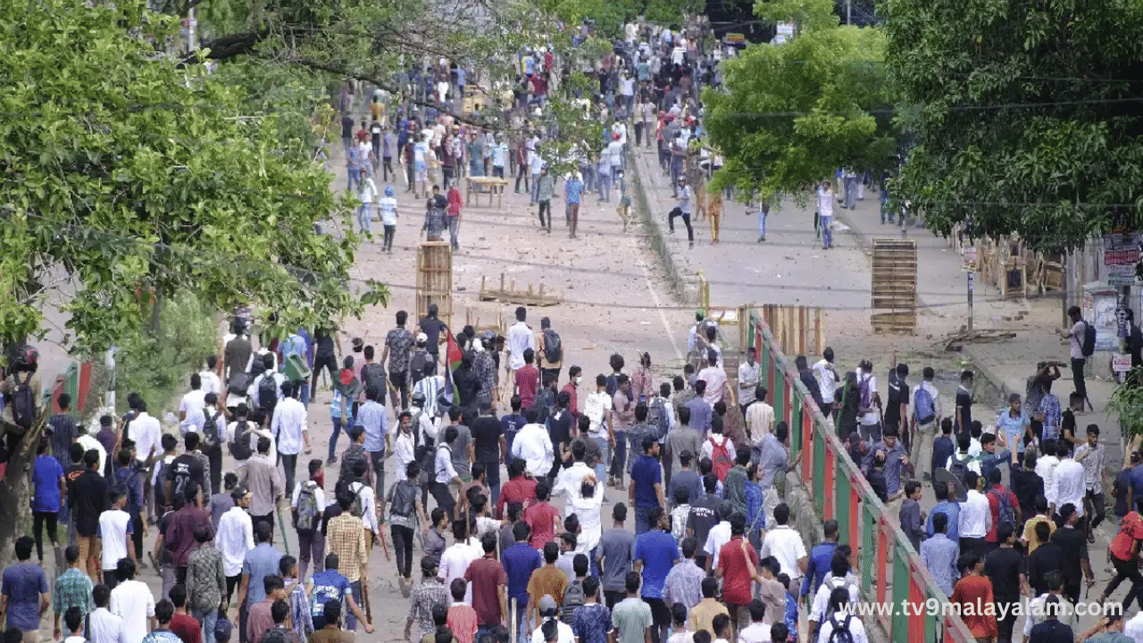 Bangladesh Students Protest: ബംഗ്ലാദേശിലെ വിദ്യാർത്ഥി പ്രക്ഷോഭം; കൊല്ലപ്പെട്ടവരുടെ എണ്ണം 105 ആയി, ഇന്ത്യാക്കാരെ തിരിച്ചെത്തിച്ചു തുടങ്ങി