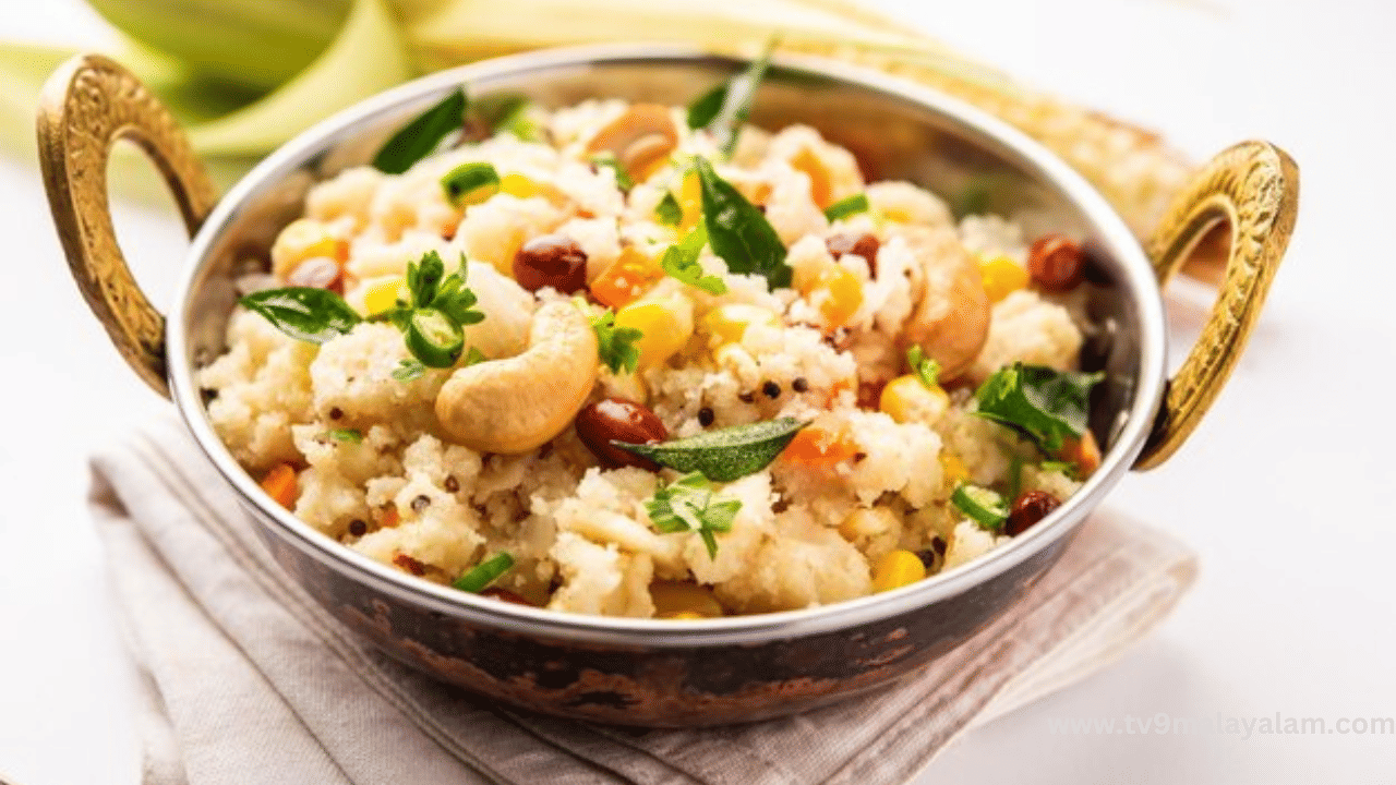 ഉപ്പുമാവ് ഉണ്ടാക്കുമ്പോൾ റവ അൽപ്പം എണ്ണ ഒഴിച്ച് ഇളക്കി യോജിപ്പിച്ച ശേഷം ഉണ്ടാക്കിയാൽ കട്ട കെട്ടുകയില്ല. അതുപോലെ തന്നെ ഇടിയപ്പത്തിനുള്ള മാവിൽ രണ്ടുസ്പൂൺ നല്ലെണ്ണ കൂടി ചേർത്താൽ മാർദ്ദവമേറും.