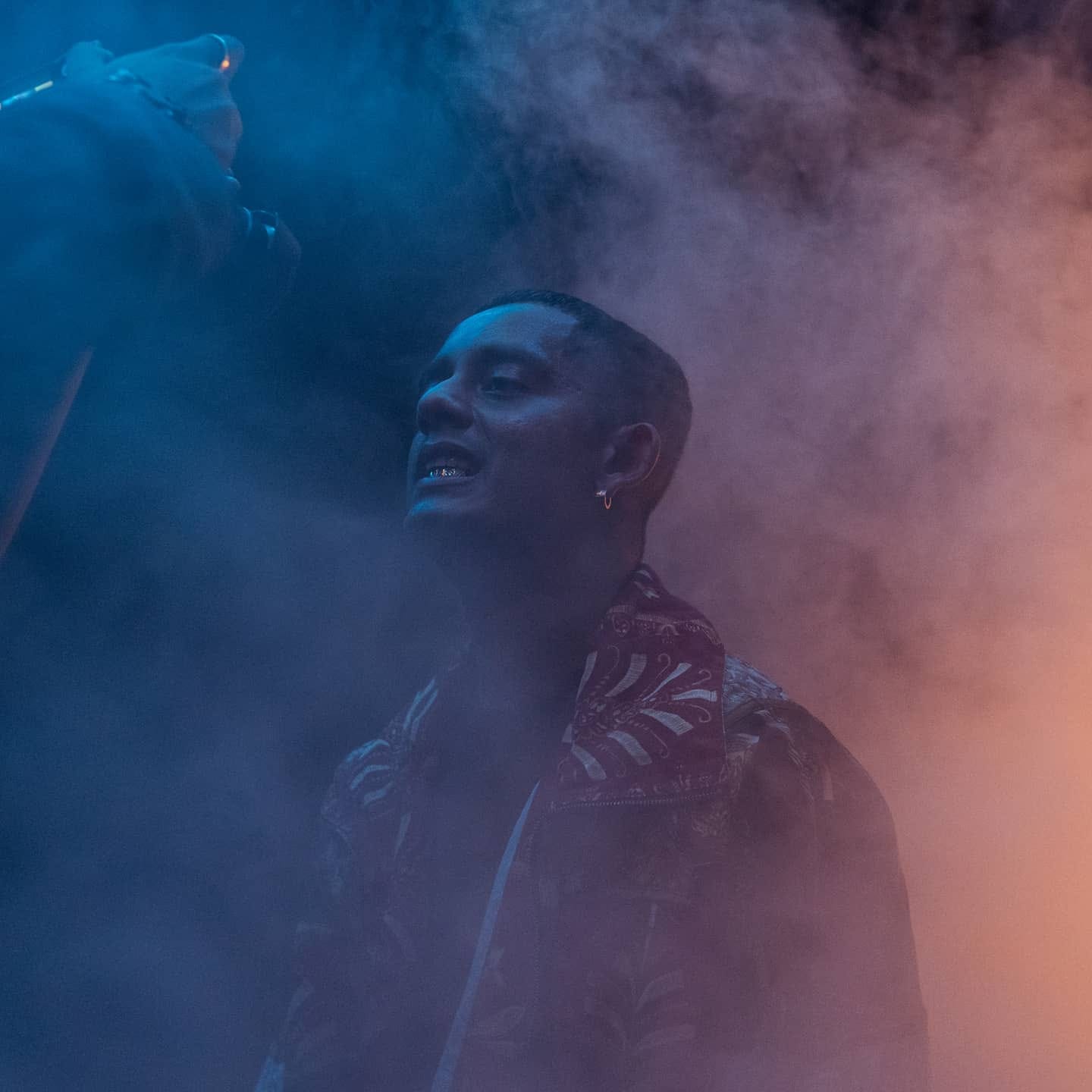 ജോലിയിൽ പ്രവേശിച്ചെങ്കിലും സൂരജ് തൻ്റെ റാപ്പ് സംഗീത മേഖലയെ വിടാൻ തയ്യാറായില്ല. പിന്നീട് ബെംഗളൂരു അസ്ഥാനമാക്കി ചെറിയ പരിപാടികളിൽ ഫ്രീ സ്റ്റൈൽ റാപ്പുകൾ സൂരജ് അവതരിപ്പിച്ചു. റാപ്പ് സംഗീതത്തിൽ കൂടുതൽ ശ്രദ്ധ നൽകി ഹനുമാൻകൈൻഡ് പേരും സൂരജ് സ്വീകരിച്ചു. (Image Courtesy : Hanumankind Instagram)