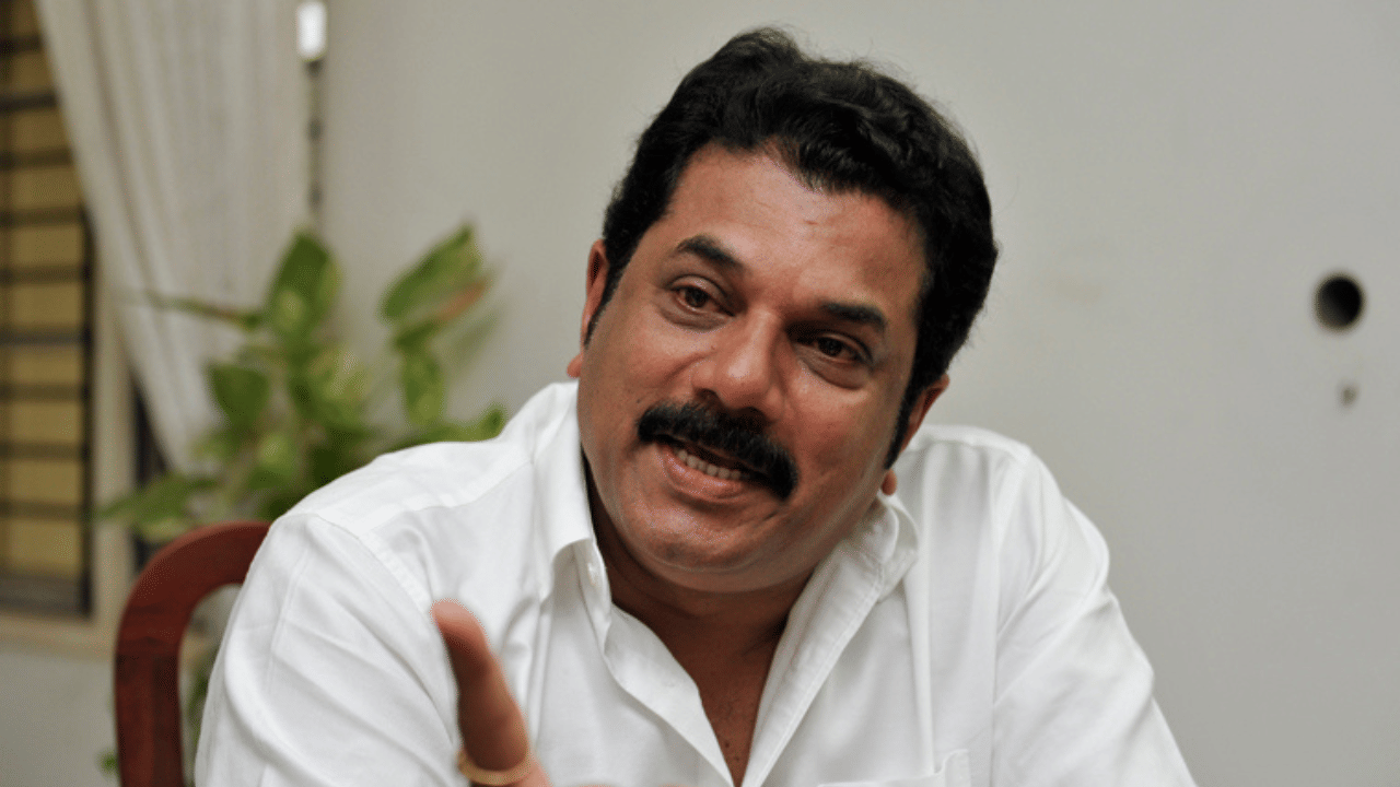 Mukesh Resignation: മുകേഷിൻ്റെ രാജി; കൊല്ലത്ത് യൂത്ത് കോൺഗ്രസ് മാർച്ചിൽ സംഘർഷം