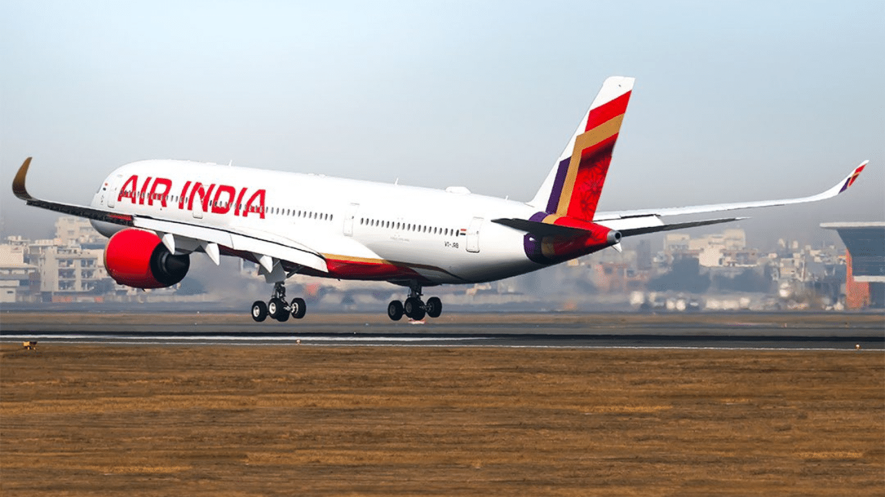 Air India: മുസ്ലീം യാത്രക്കാർക്ക് ഇനി മുതൽ എയർ ഇന്ത്യയിൽ ഹലാൽ ഭക്ഷണം; പുതിയ നീക്കം ലയനത്തിന് പിന്നാലെ