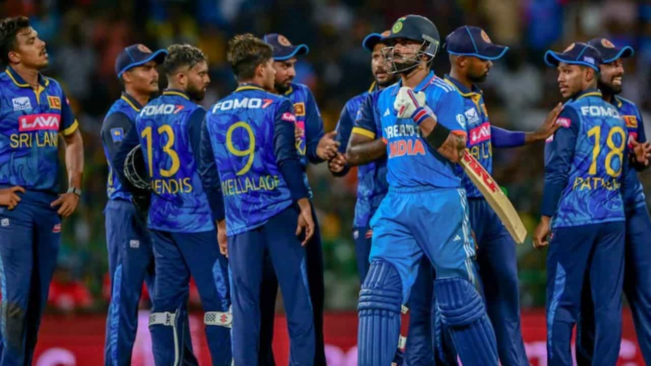 India vs Srilanka : വെല്ലാലഗെയ്ക്ക് മുന്നിൽ വീണ്ടും തകർന്ന് ഇന്ത്യ; 1997ന് ശേഷം ഇന്ത്യക്കെതിരെ പരമ്പര നേടി ശ്രീലങ്ക India vs Srilanka : വെല്ലാലഗെയ്ക്ക് മുന്നിൽ വീണ്ടും തകർന്ന് ഇന്ത്യ; 1997ന് ശേഷം ഇന്ത്യക്കെതിരെ പരമ്പര നേടി ശ്രീലങ്ക