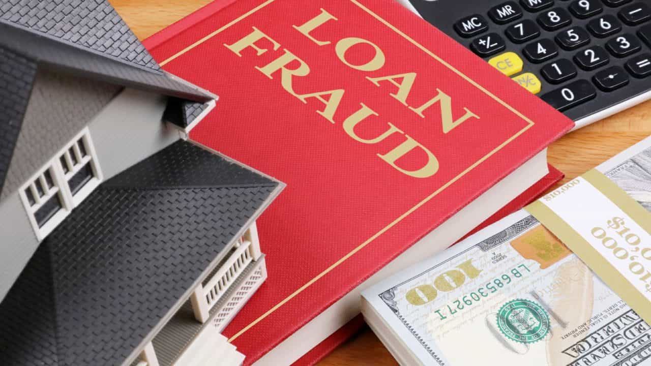 Loan Fraud : ലോൺ തട്ടിപ്പിൽ നിന്ന് രക്ഷ നേടാം; അംഗീകൃത ലോൺ ആപ്പുകളുടെ ഡേറ്റാബേസുമായി ആർബിഐ Loan Fraud : ലോൺ തട്ടിപ്പിൽ നിന്ന് രക്ഷ നേടാം; അംഗീകൃത ലോൺ ആപ്പുകളുടെ ഡേറ്റാബേസുമായി ആർബിഐ