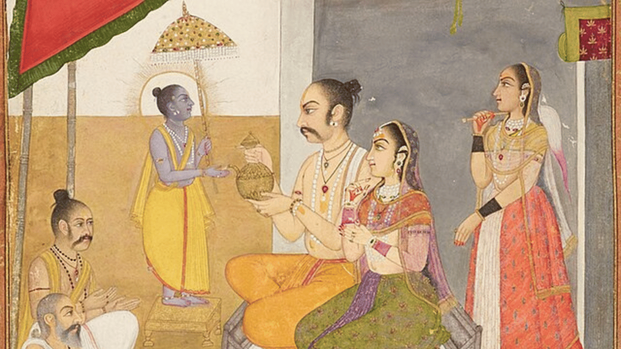 മഹാധൈര്യശാലിയും രാജാക്കന്മാർക്കിടയിലെ രാജാവുമായ അദ്ദേഹം മഹാബലി ചക്രവർത്തി എന്നാണ് അറിയപ്പെട്ടത്. നീതിമാനും സത്യസന്ധനുമായ മഹാബലിയുടെ പ്രസിദ്ധിയും കീർത്തിയും സകല നാടുകളിലേക്കും അതിവേഗം കേൾവികേട്ടു. ഹിമവാന്റെ പുത്രിയാണ് മഹാബലിയുടെ ഭാര്യ വിന്ധ്യാവലി.