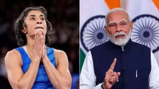 Vinesh Phogat : ശരീരഭാരം 52 കിലോ; രാത്രിയിൽ തന്നെ ഫോഗട്ട് രക്തവും വിയർപ്പും ഒഴുക്കി, നഖവും മുടിയും വെട്ടി; പക്ഷെ നിർഭാഗ്യം വിട്ടൊഴിഞ്ഞില്ല